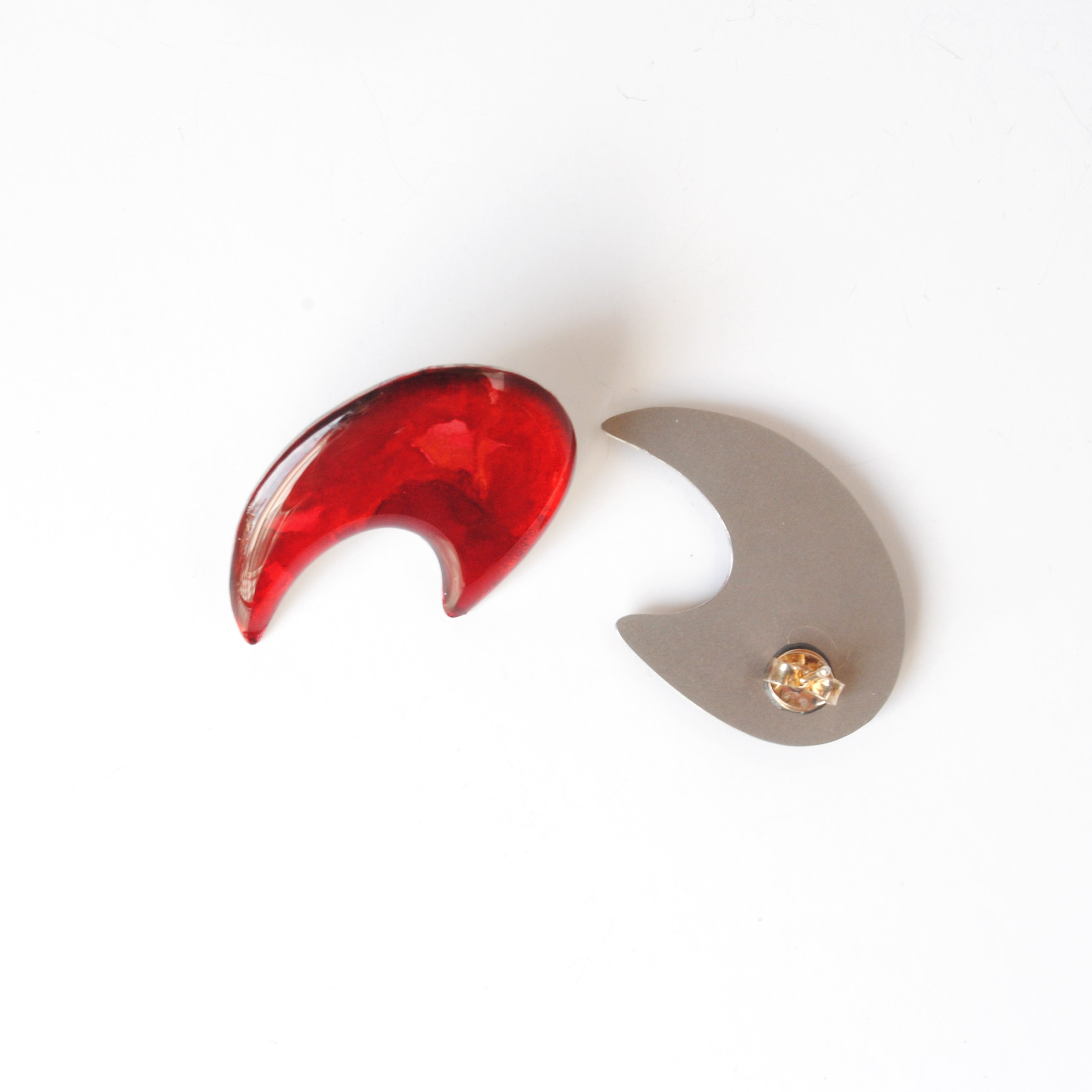 Fiery Crimson Thistle Studs