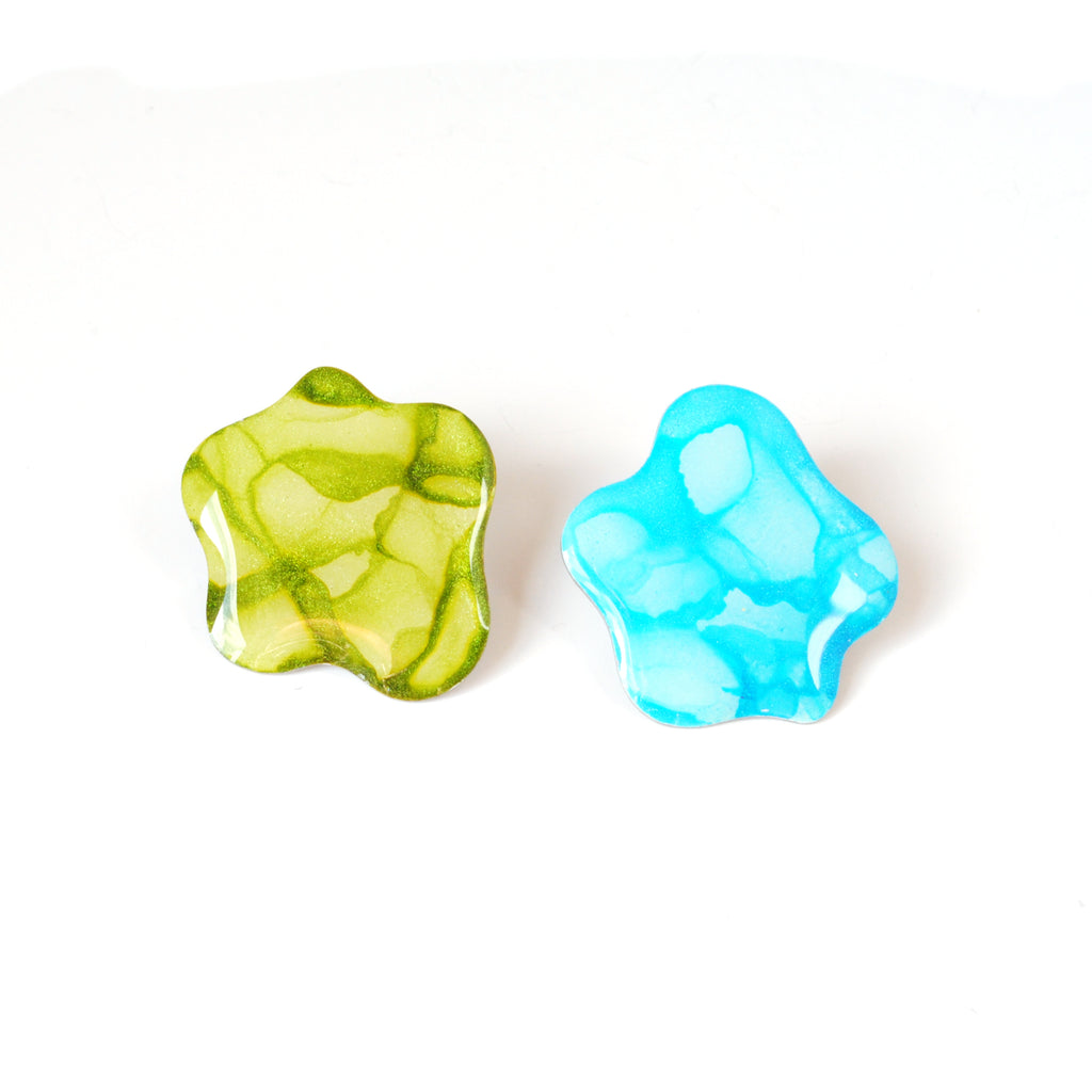 Playfully Breezy Painted Daisy Studs