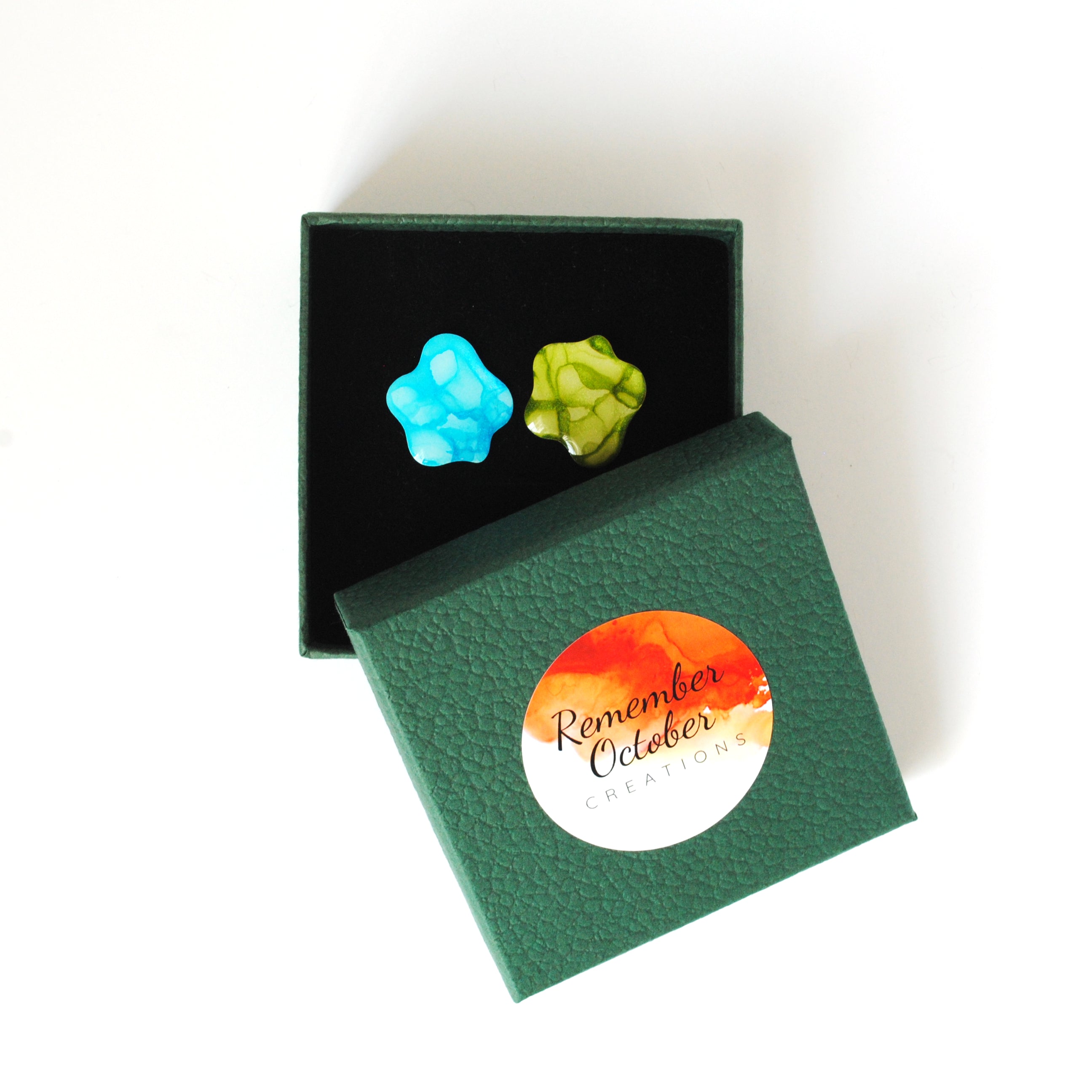 Playfully Breezy Painted Daisy Studs