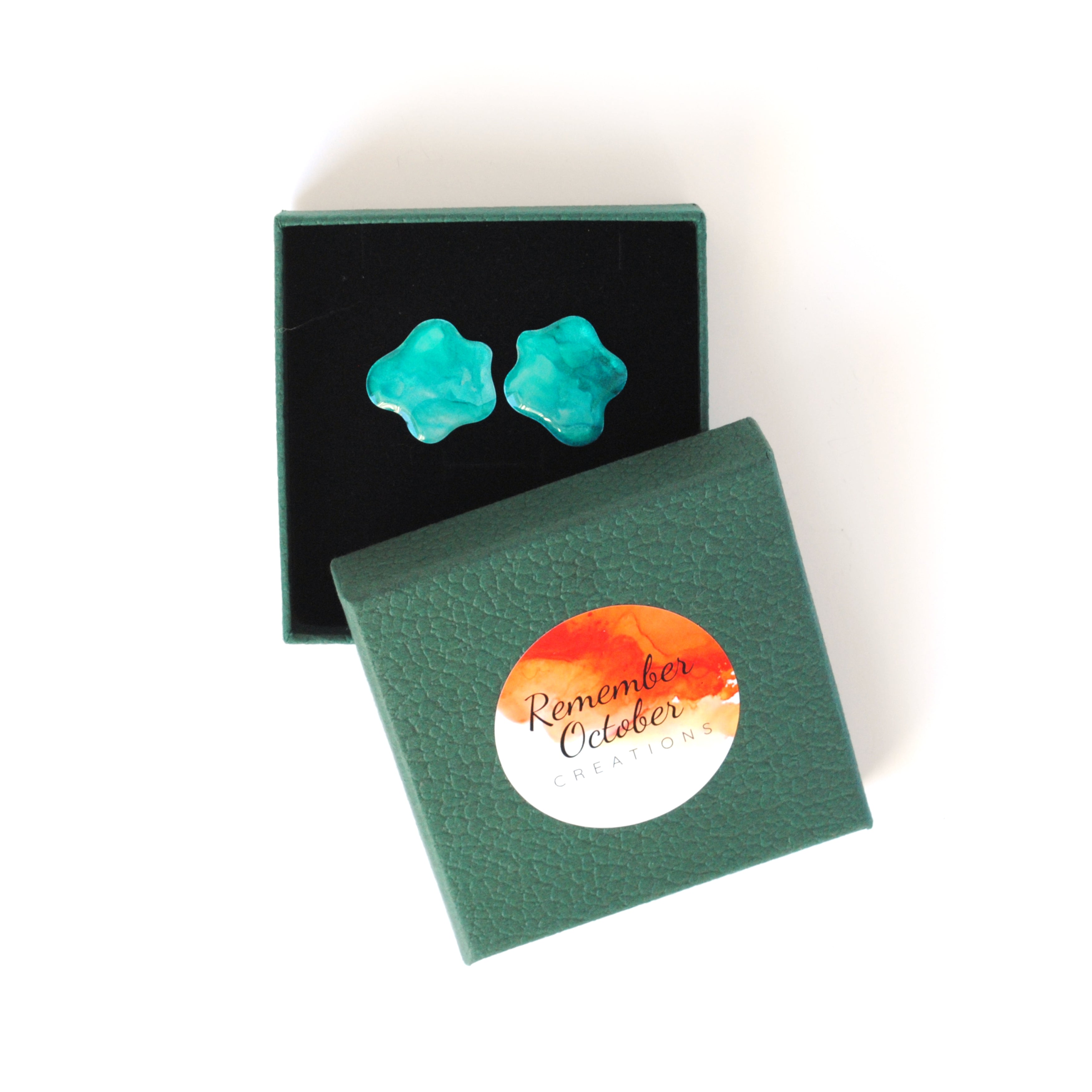 Joyful Drizzle Painted Daisy Studs