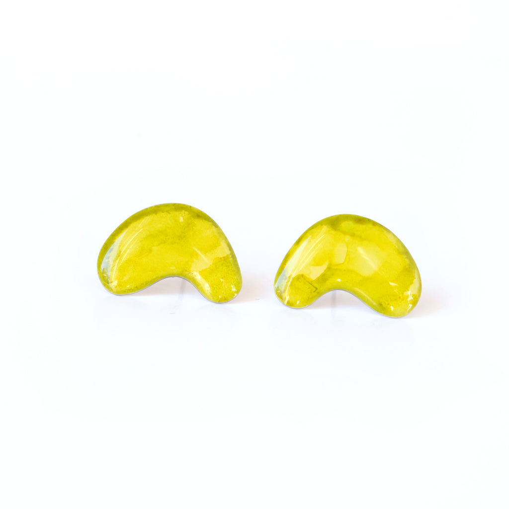 Juicy Summer Honeysuckle Studs